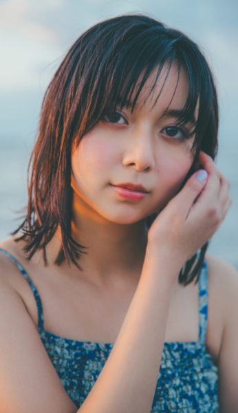 上白石萌歌のかわいい💓高画質スマホ壁紙12枚 [iPhone＆Androidに対応]